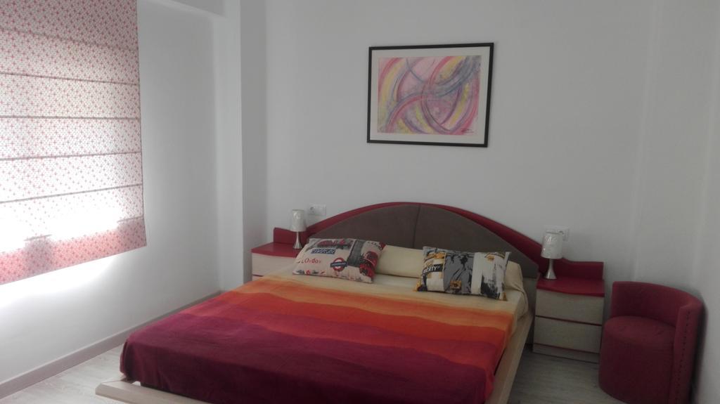 Apartamento Jardin De Ayora Valenza Esterno foto