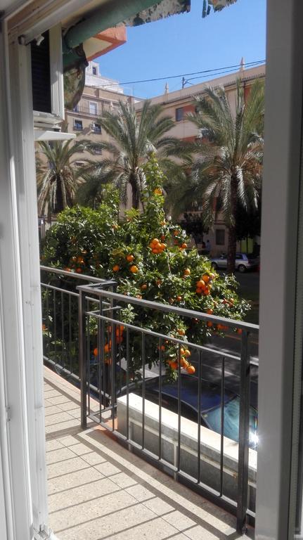 Apartamento Jardin De Ayora Valenza Esterno foto
